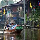 Schwimmender Markt in der Nähe von Bangkok