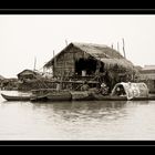 schwimmendes Dorf im Tonle Sap