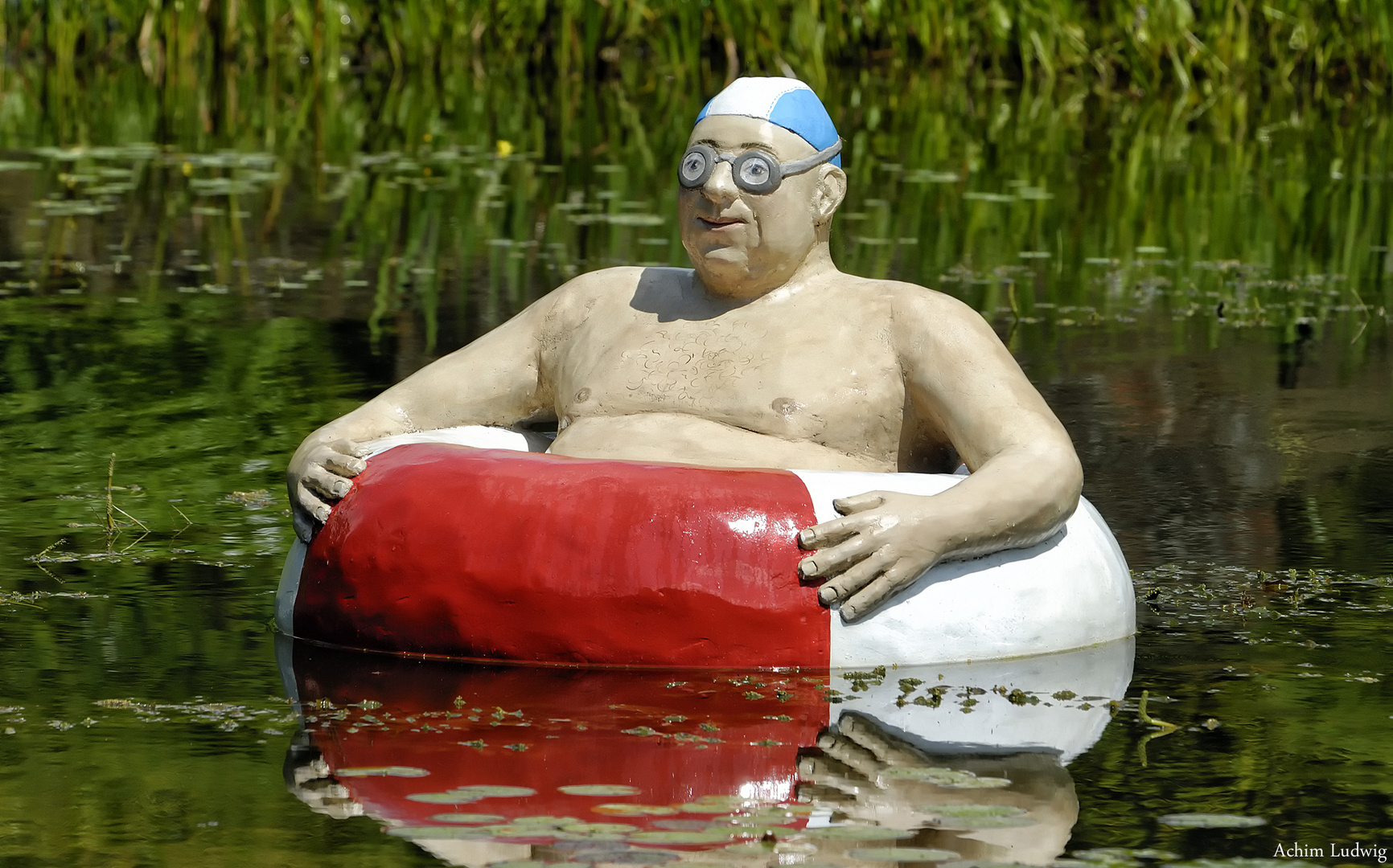 Schwimmreifenmann