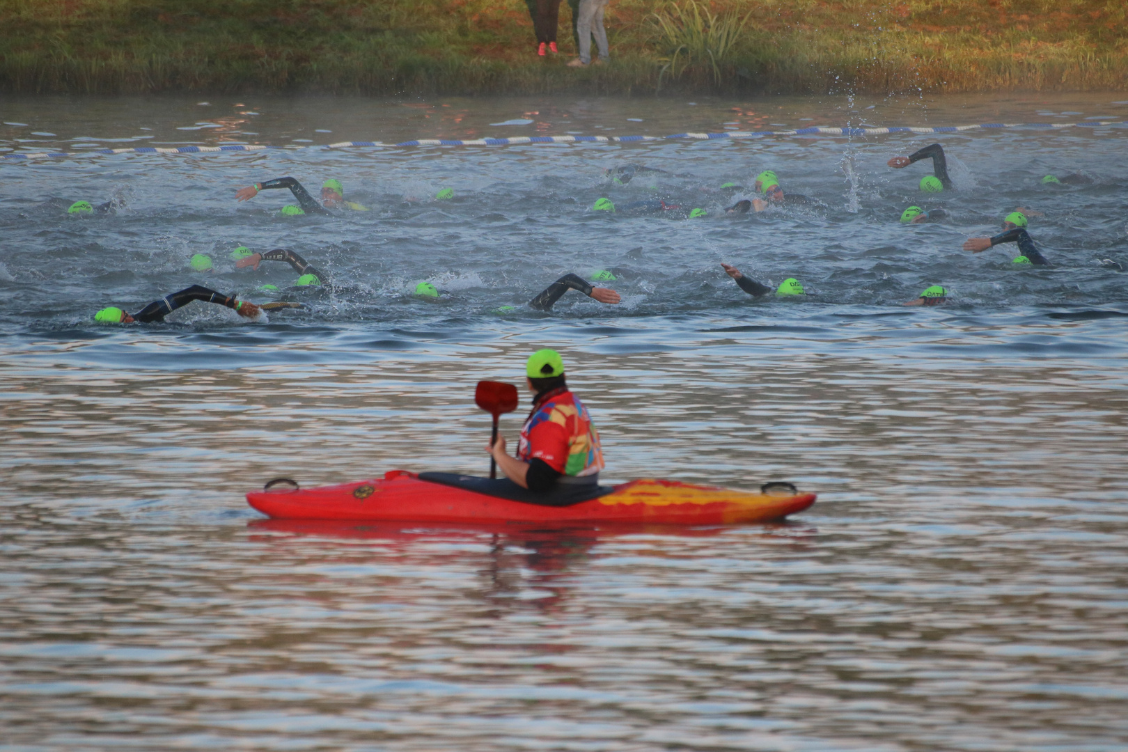 Schwimmstart beim Datev Challenge Triathlon Roth