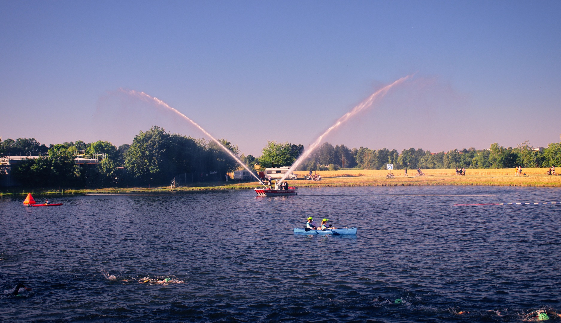 Schwimmstart Datev Challenge Triathlon Roth