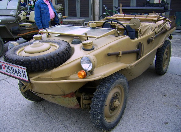 Schwimmwagen von VW - Einsatz im 2. Weltkrieg