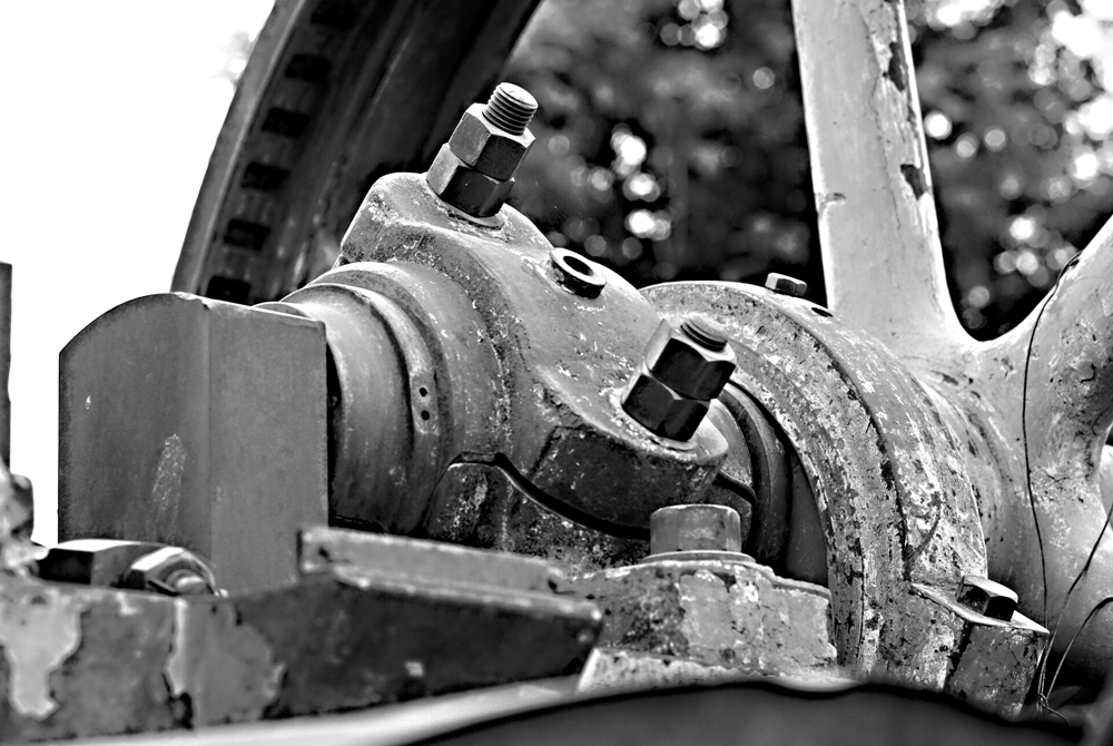 Schwungrad an einer alten Dampfmaschine