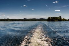 Scia del battello, Lago di Varese