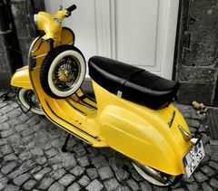 Scooter in Colorkey