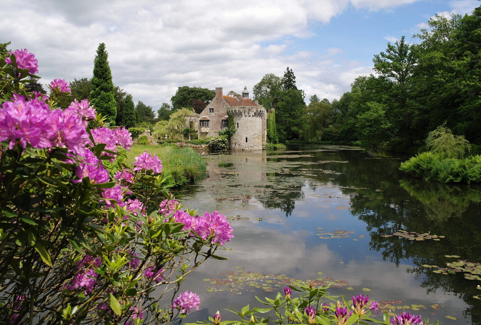 Scotney Castle