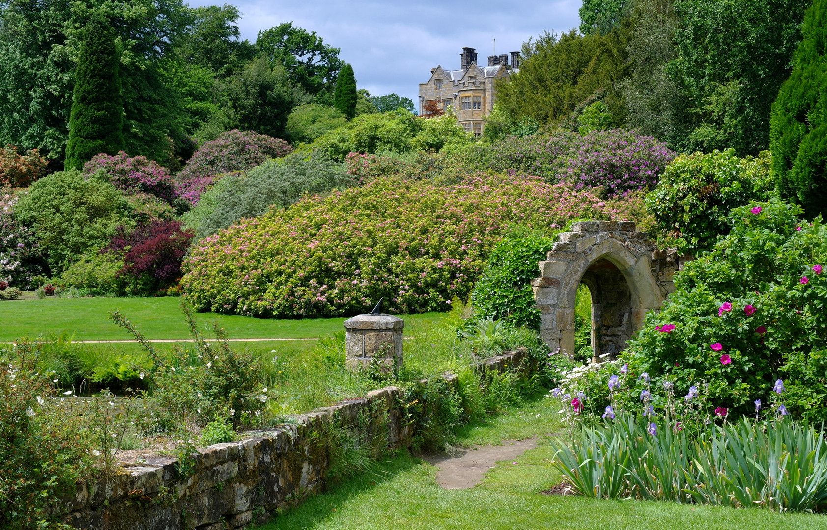 Scotney Castle