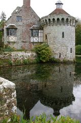 Scotney Castle