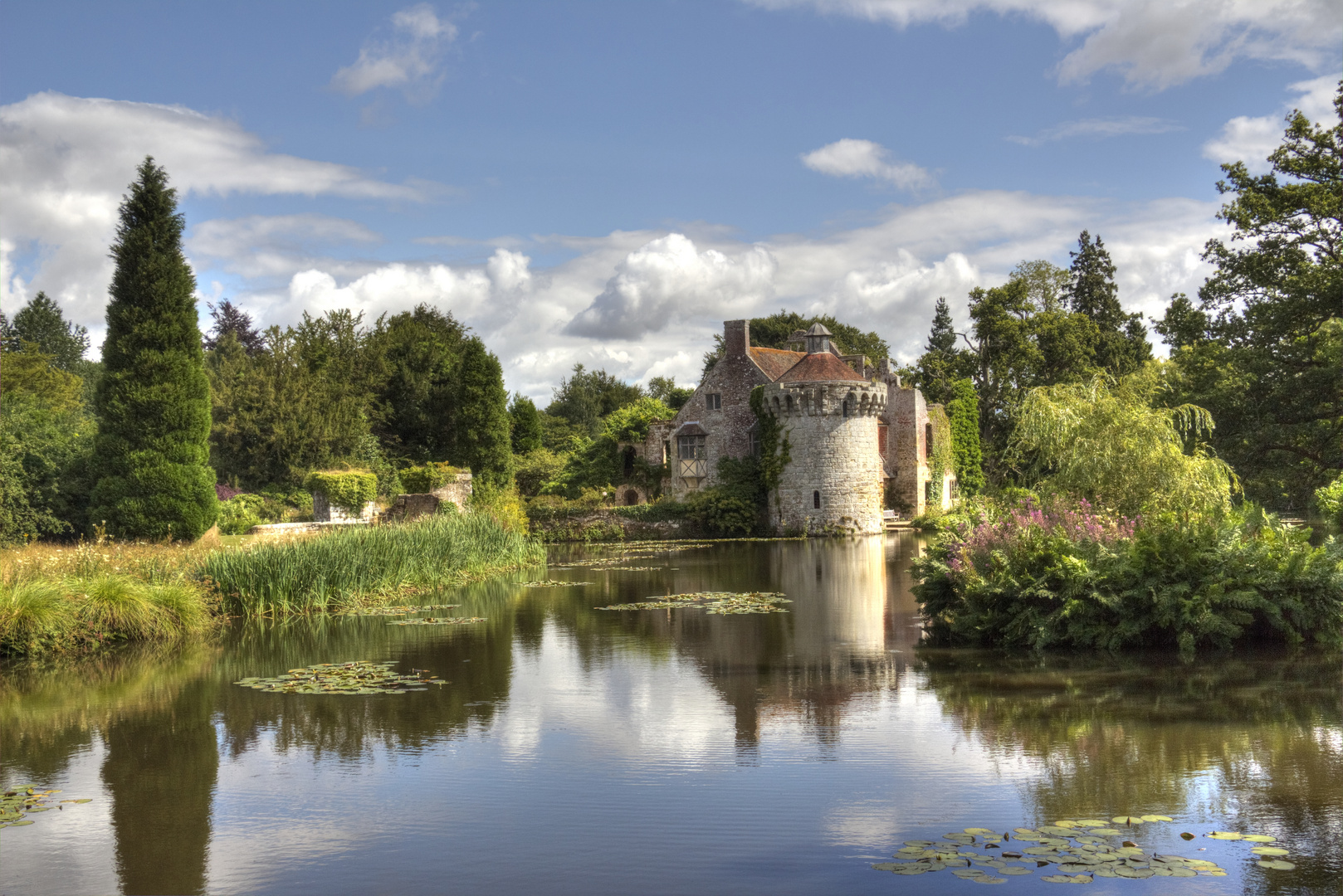  Scotney Castle, Kent