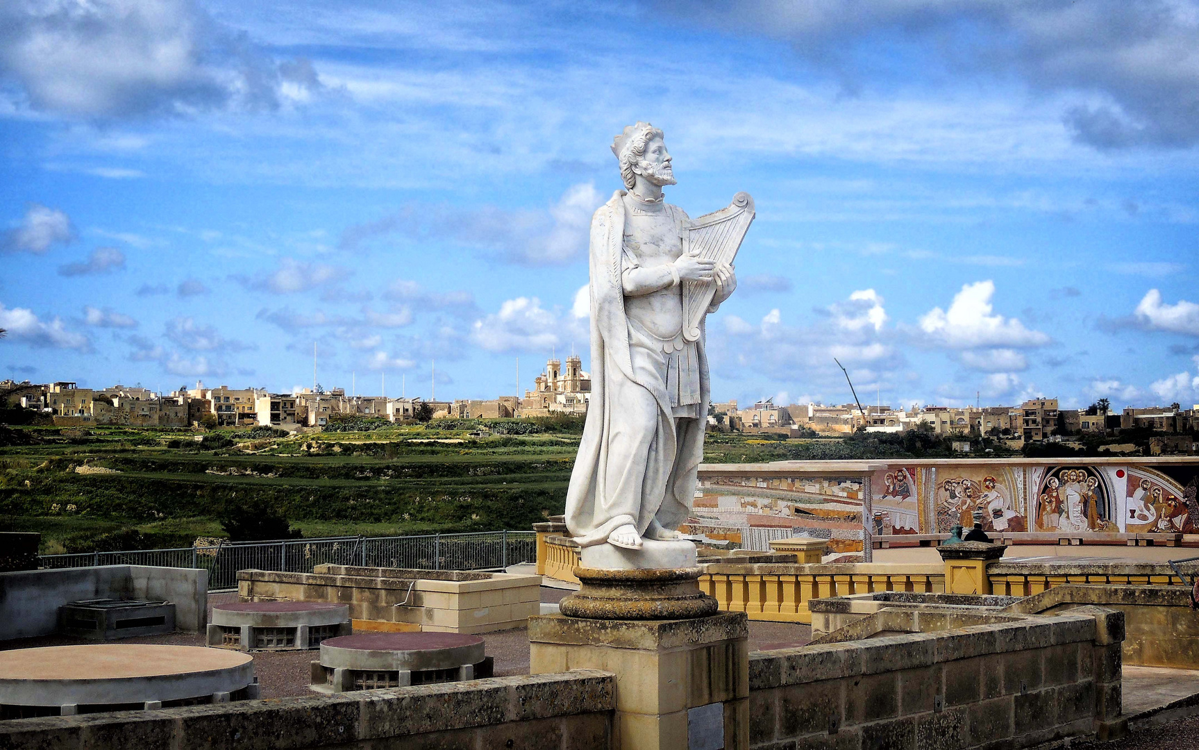 Sculpture à TA'PINU  Gozo