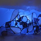 ..Sculpture de glace , dans un igloo (2)