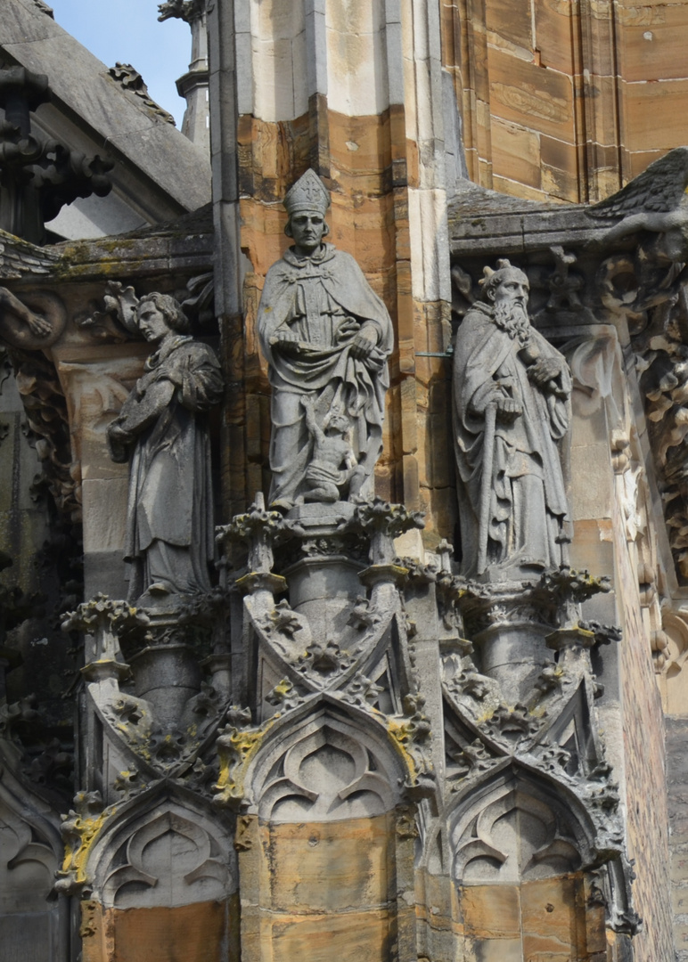 Sculptures at Ulmer Münster