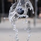 scultura d'acqua... forata...