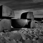 Scultura Pietro Cascella "L'Ara del Sole" Piscinas Sardegna (HDR)