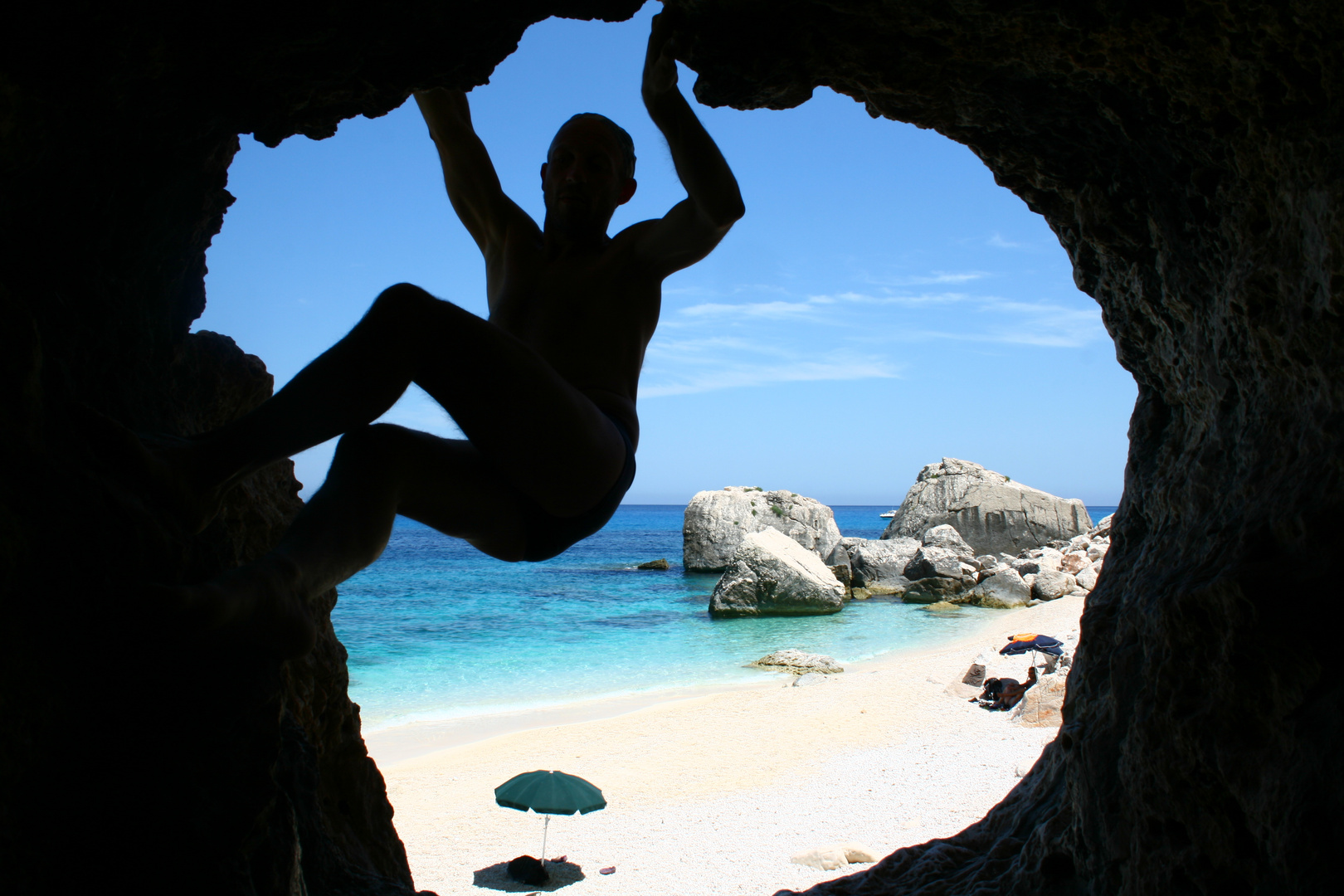 Sea climbing