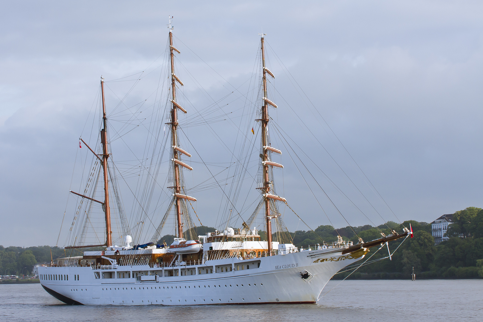 SEA CLOUD II | Dreimastbark und Kreuzfahrer