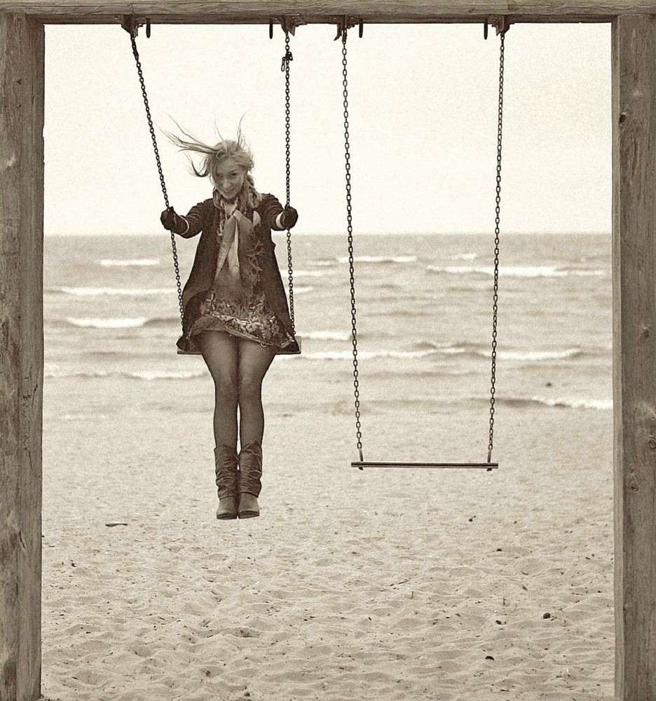 Sea swing