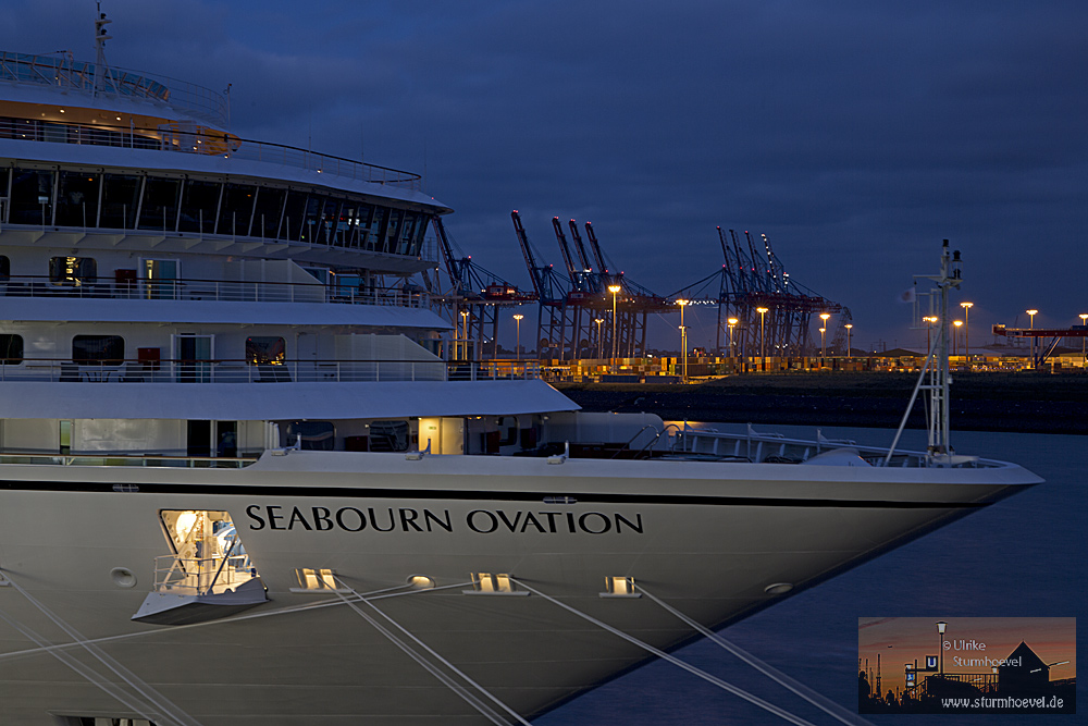 Seabourn Ovation noch vertäut