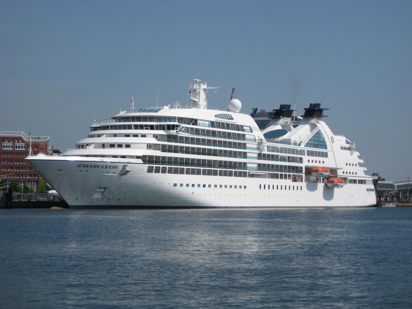 "Seabourn Sojourn"