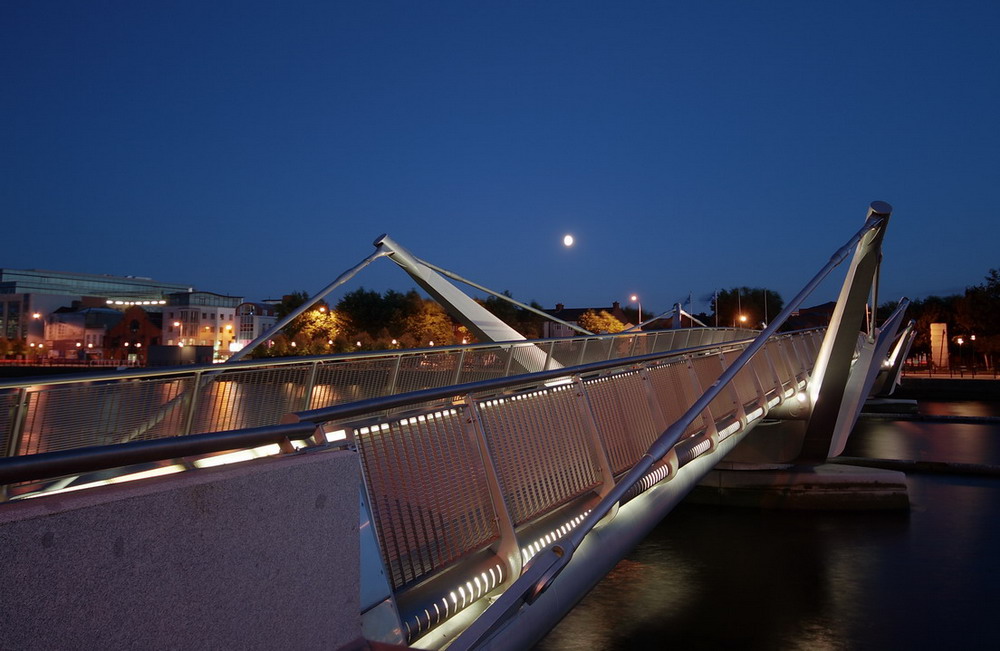 Sean O'Casey Bridge in den Docklands