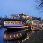 Seaside Riverboat Lübeck in glanzvoller Abendstimmung  ng