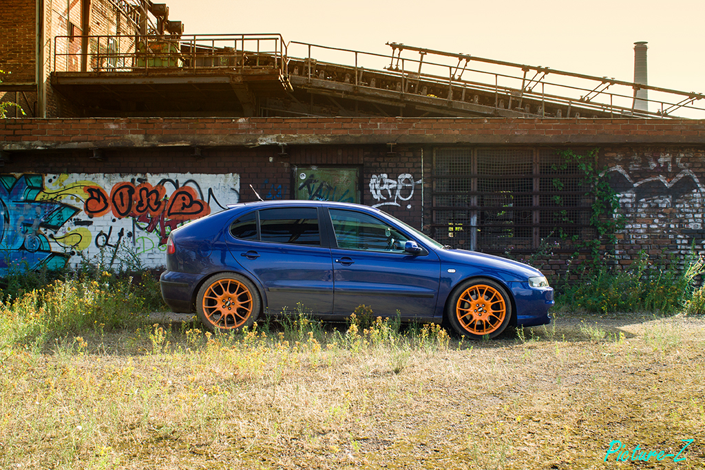 Seat Leon Turbo on the Wall