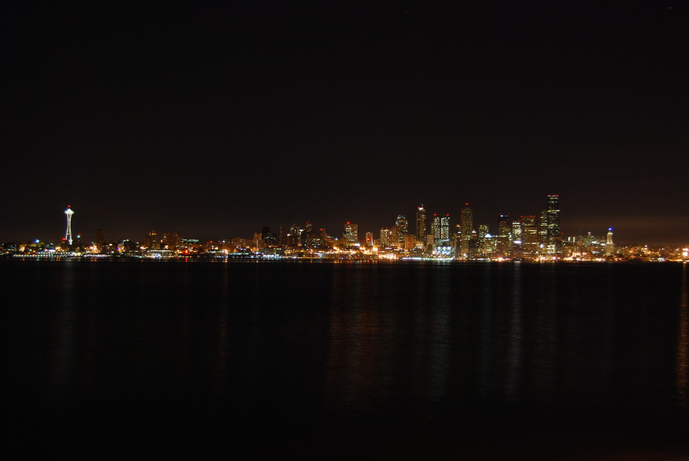 Seattle skyline by night