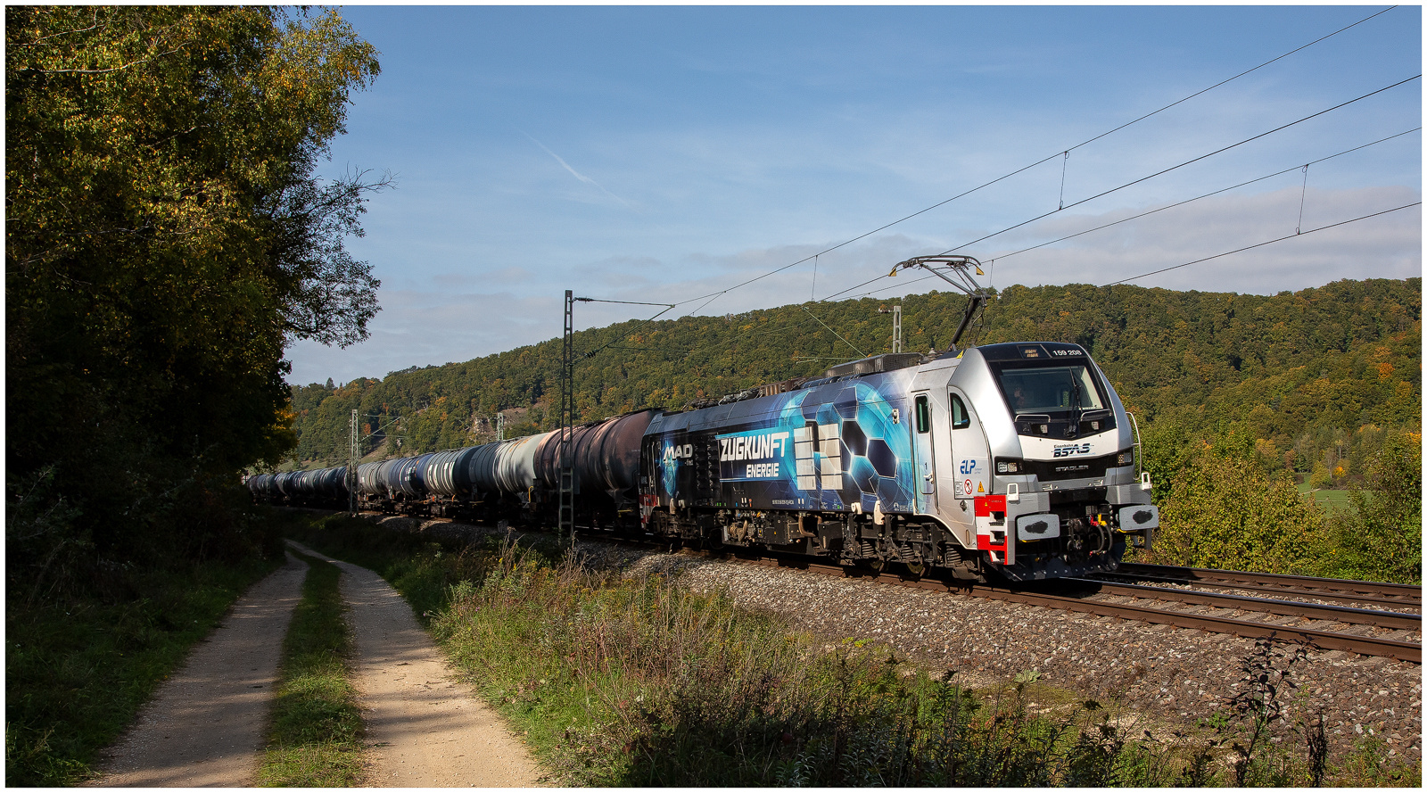 Sechsachsige Stadler im Altmühltal 