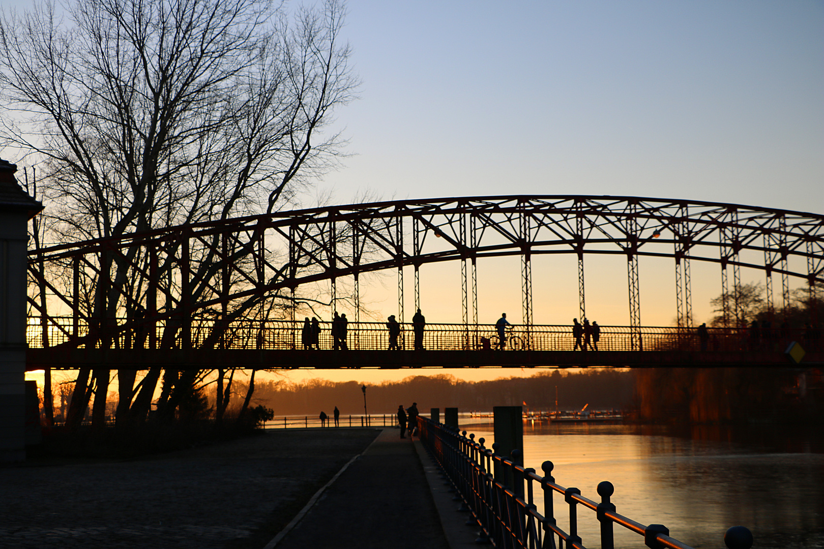 Sechserbrücke am Abend