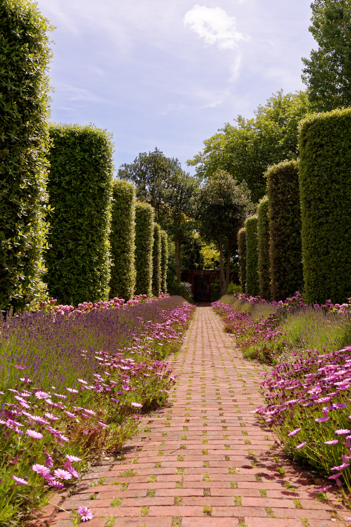 Secret Garden in Sandwich