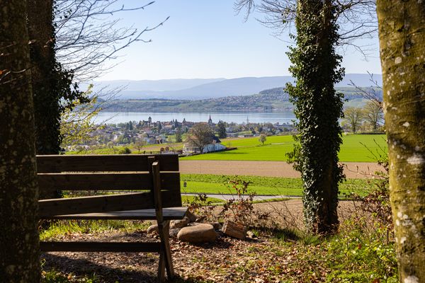 Secret place - Bank mit Aussicht