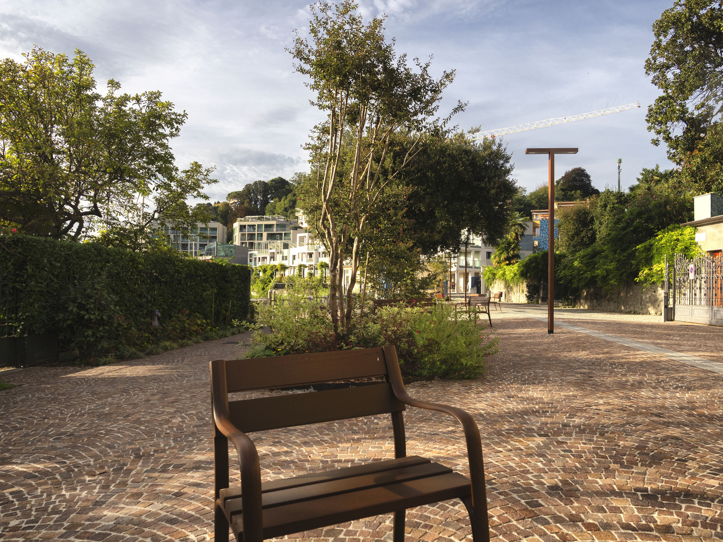 Sedia sul lungolago di Laveno