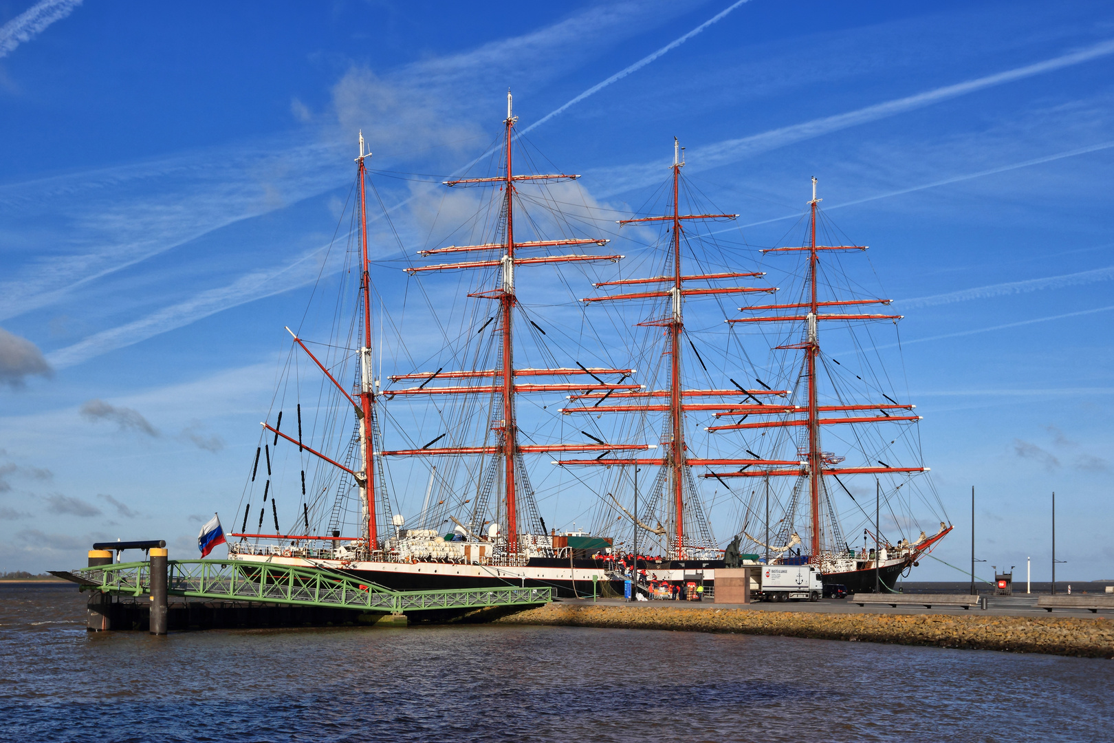 *Sedov 13042015*