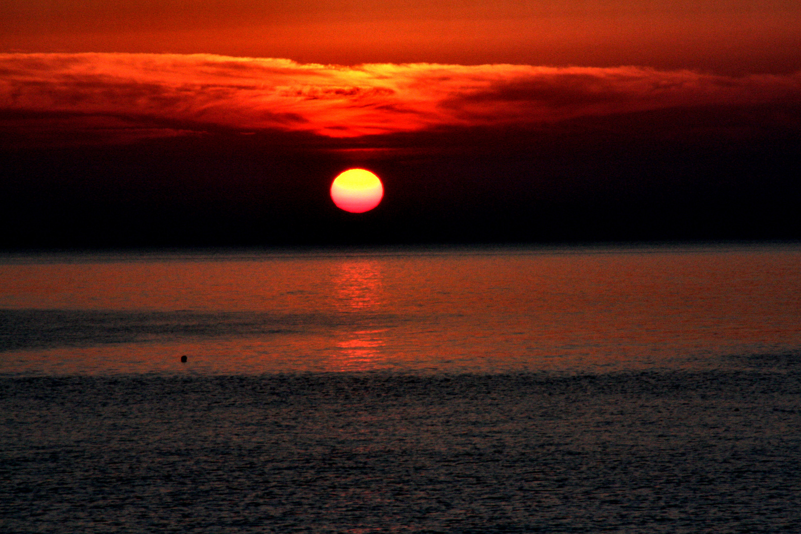 ..seduto in riva al mare, aspettando un sogno.....