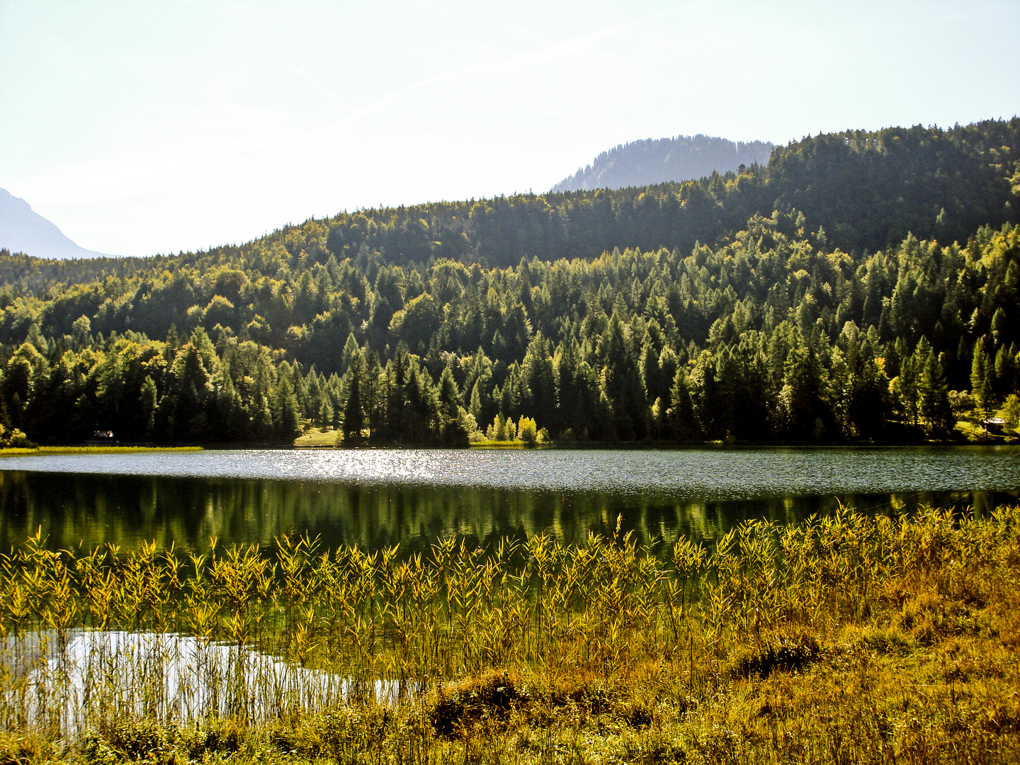 See bei Mittenwald im Herbst