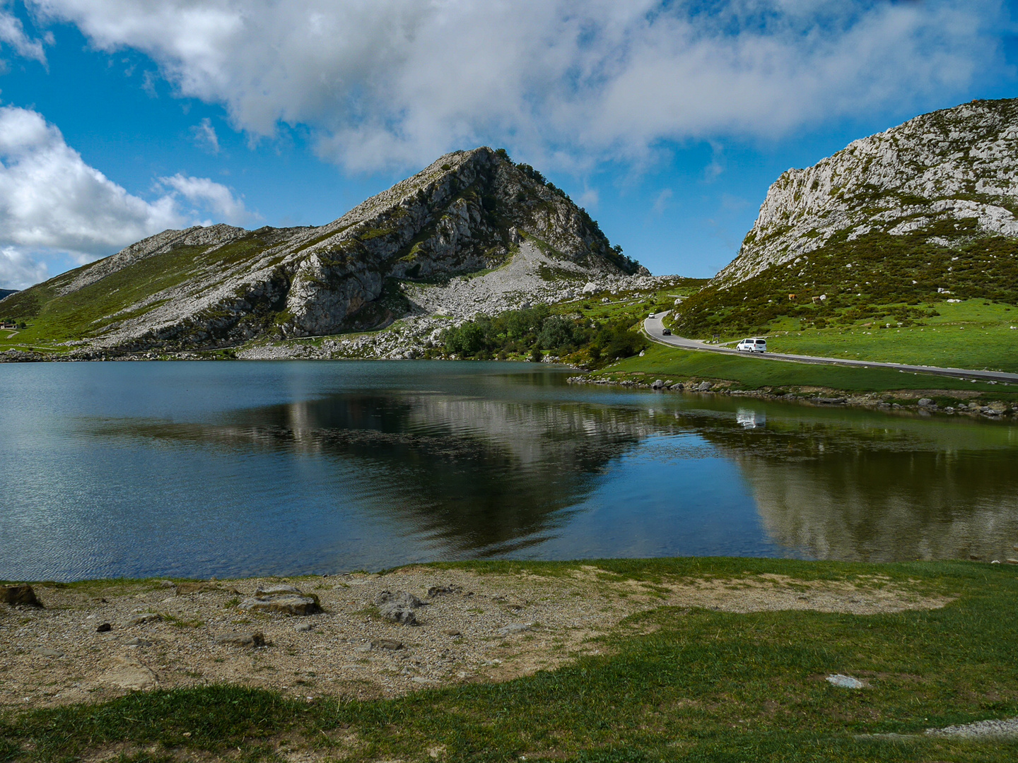 See in den Picos de Europa.Baskenland