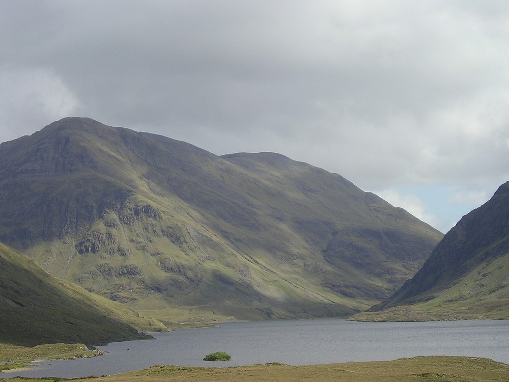 See in Irland im Gebiet Connemara