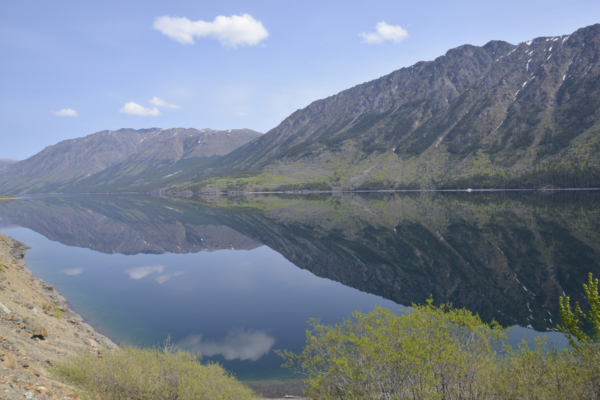 See (Summit Lake) im Yukon Territory