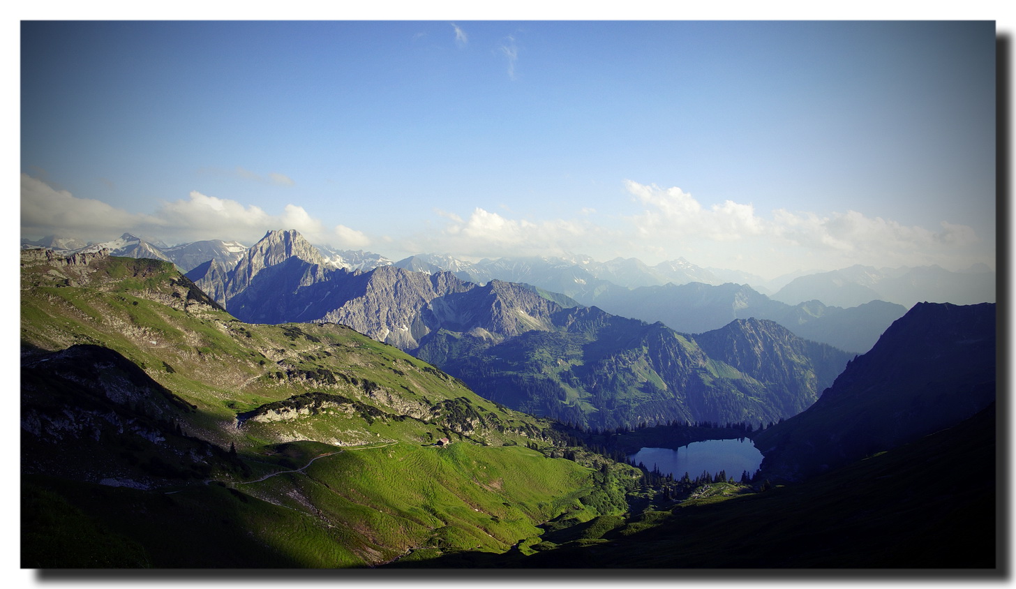 Seealpsee mit Höfats