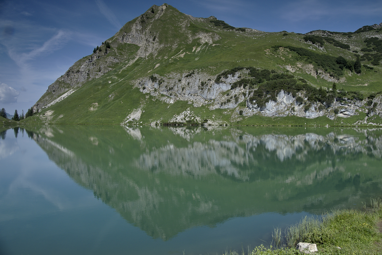 Seealpsee und Spiegelung