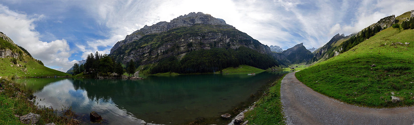 Seealpsee von der Kamera ausgetrixt! Foto & Bild landschaft, bach