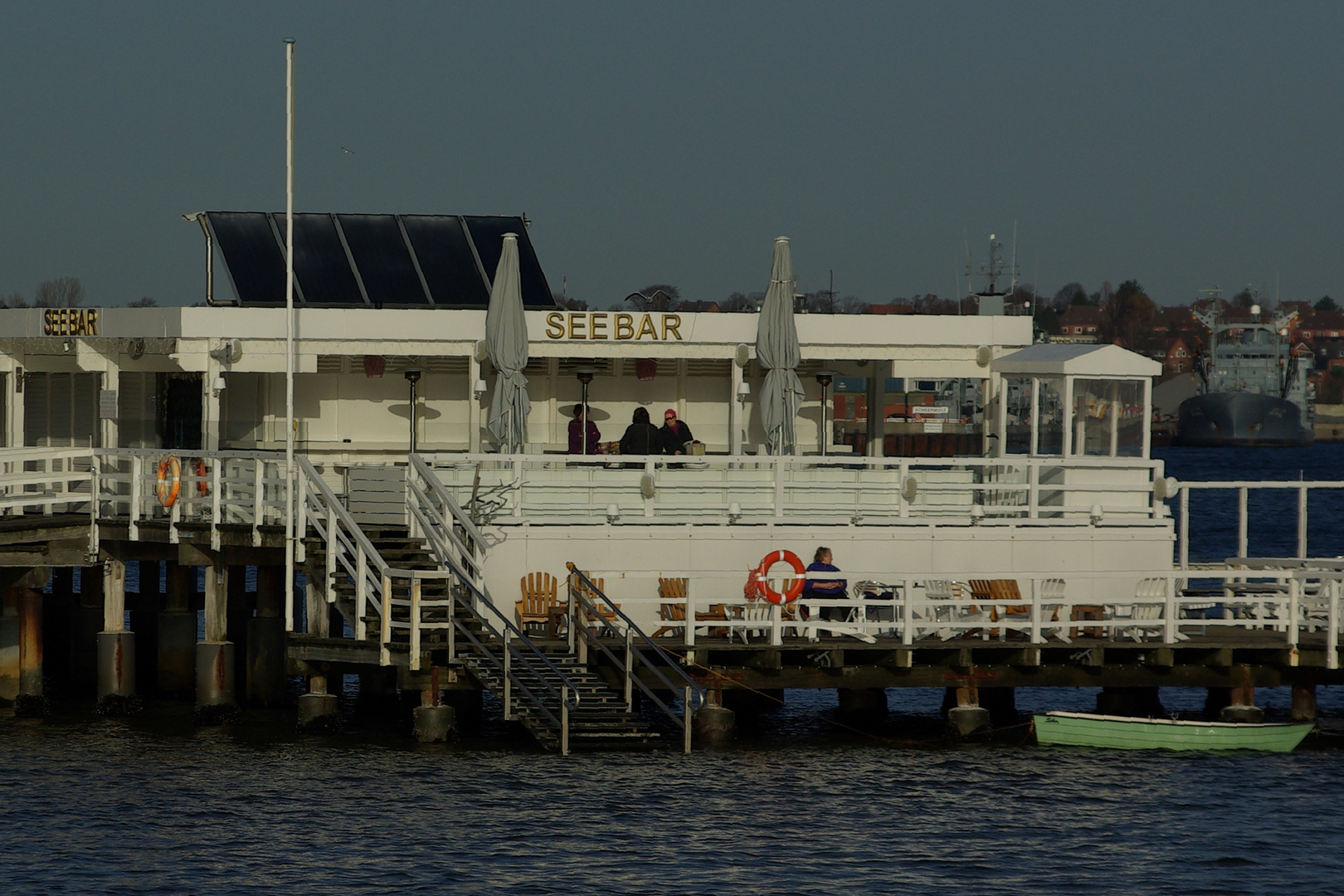 Seebar an der Kieler Förde