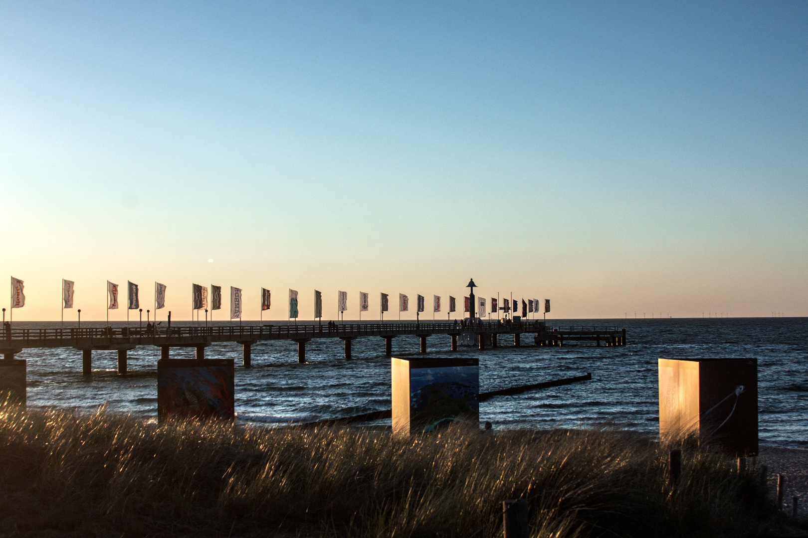 Seebrücke am Abend