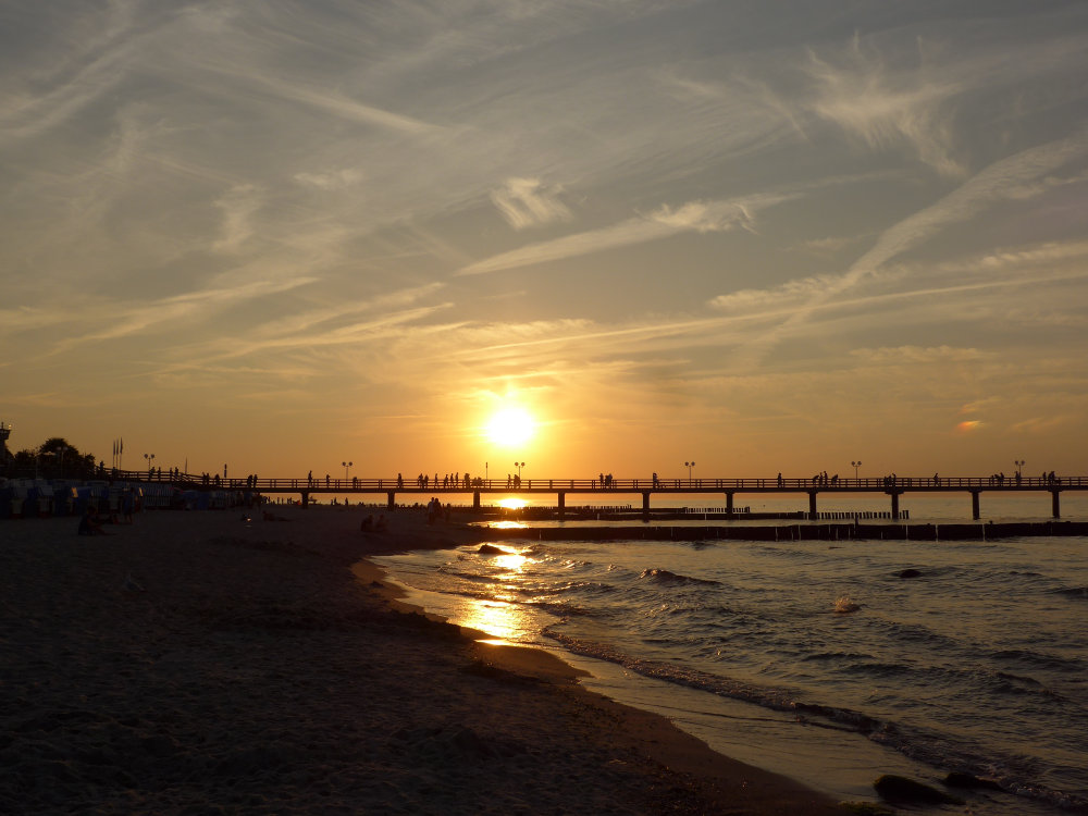 Seebrücke am Abend