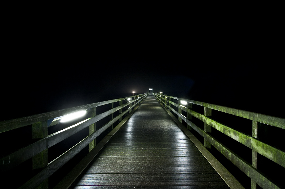 Seebrücke bei Nacht II