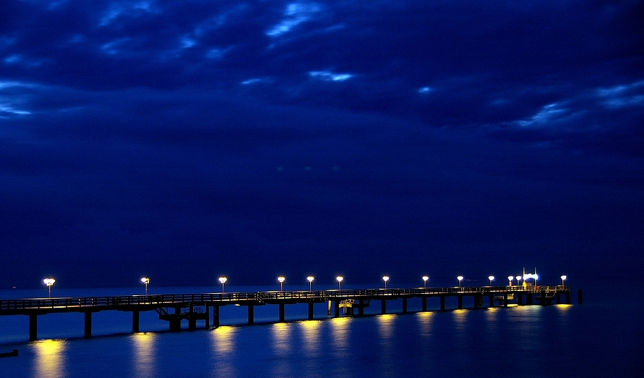 Seebrücke bei Nacht [Reload]