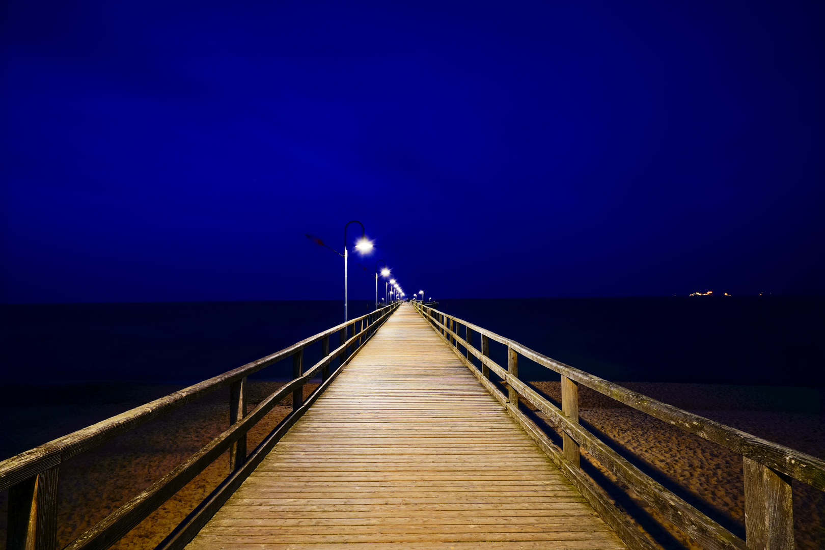 Seebrücke Göhren zur Blauen Stunde