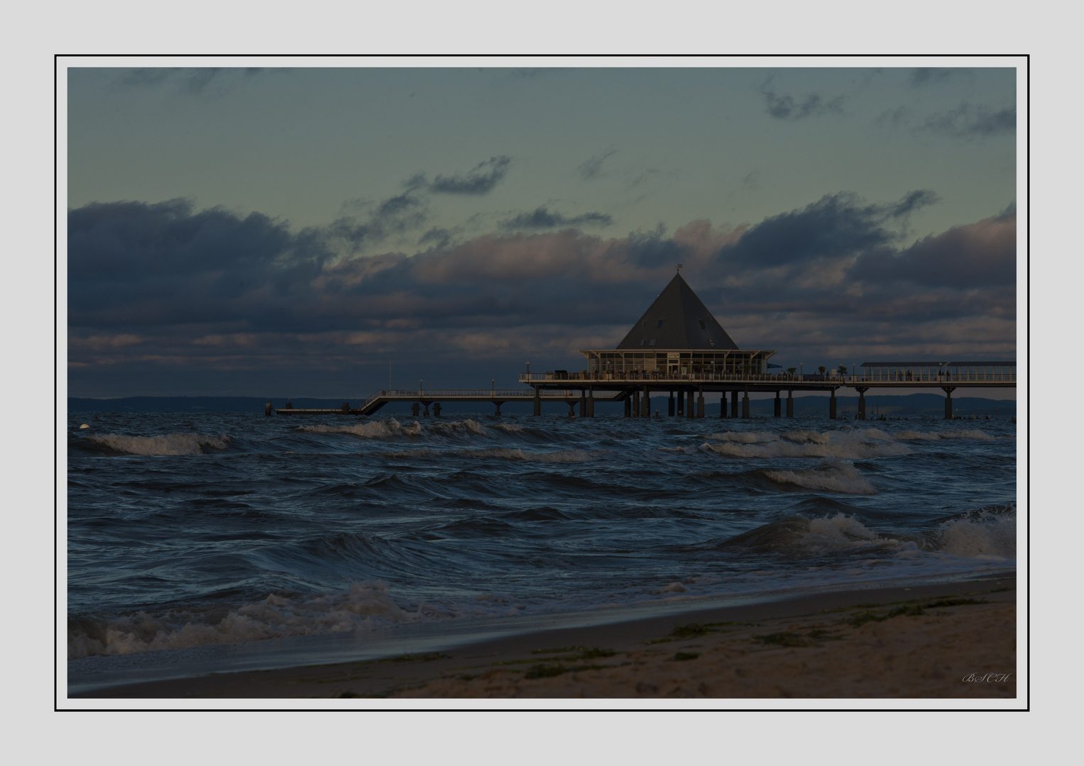 Seebrücke Heringsdorf auf der Insel Usedom