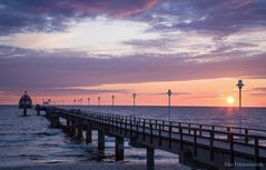 Seebrücke im Morgenrot