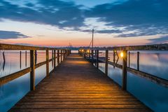 Seebrücke im Sonnenuntergang